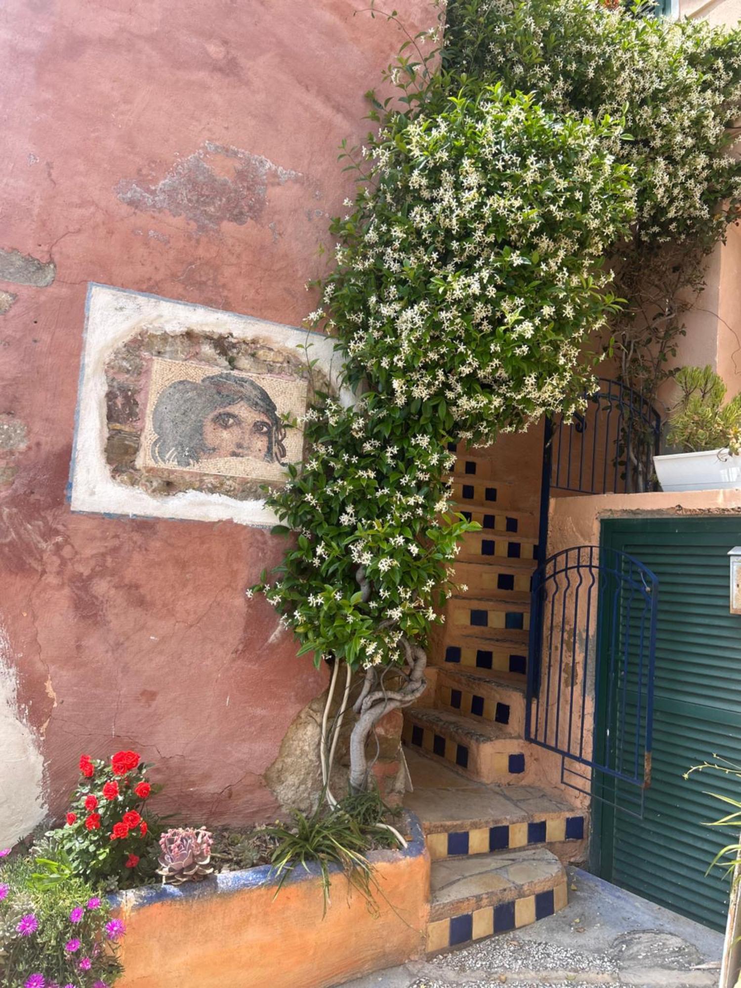 Villa D'Arte Mortola Superiore Екстериор снимка