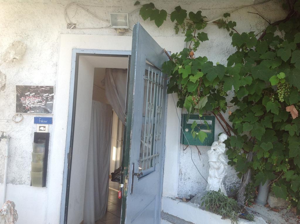 Villa D'Arte Mortola Superiore Стая снимка